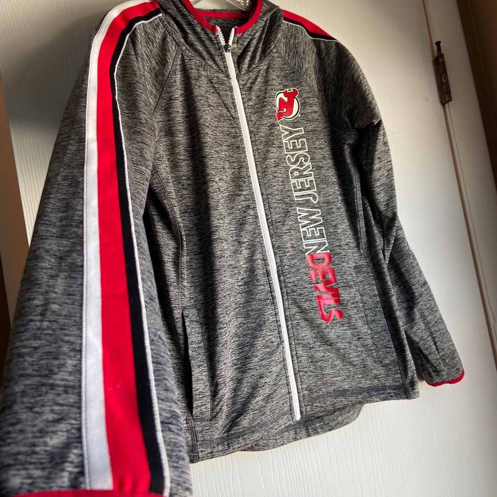 Women’s NJ Devil’s zip up